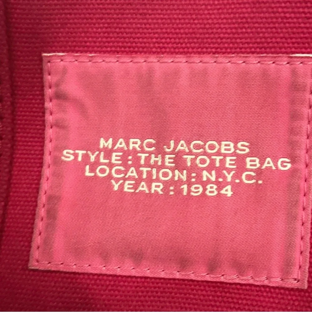 Marc Jacobs Fuchsia Tote Bag